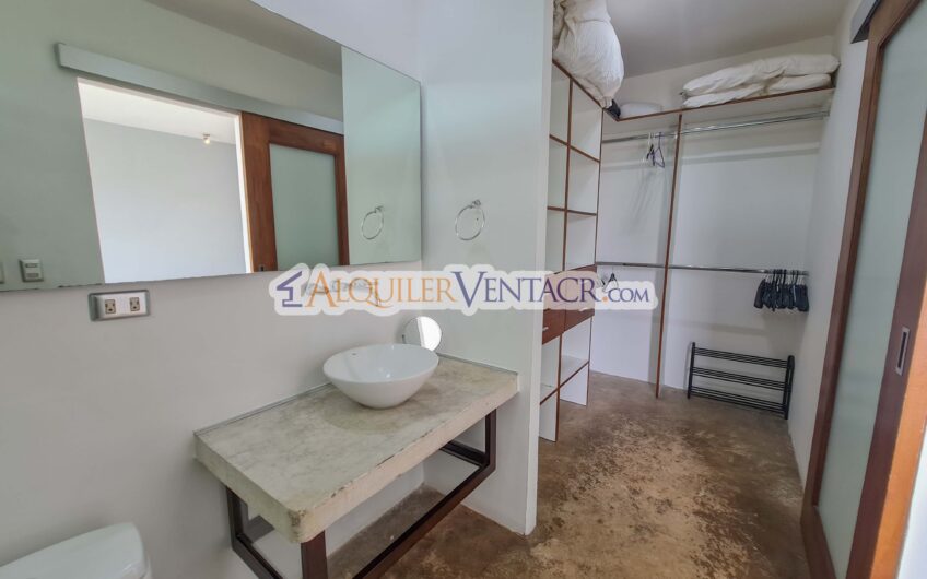 Condo Loft amueblado con vista en Guachipelín x Multiplaza Escazú