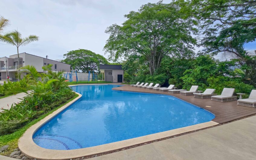 Para estrenar! Alquiler de casa en Condominio Lindora Village – Santa Ana