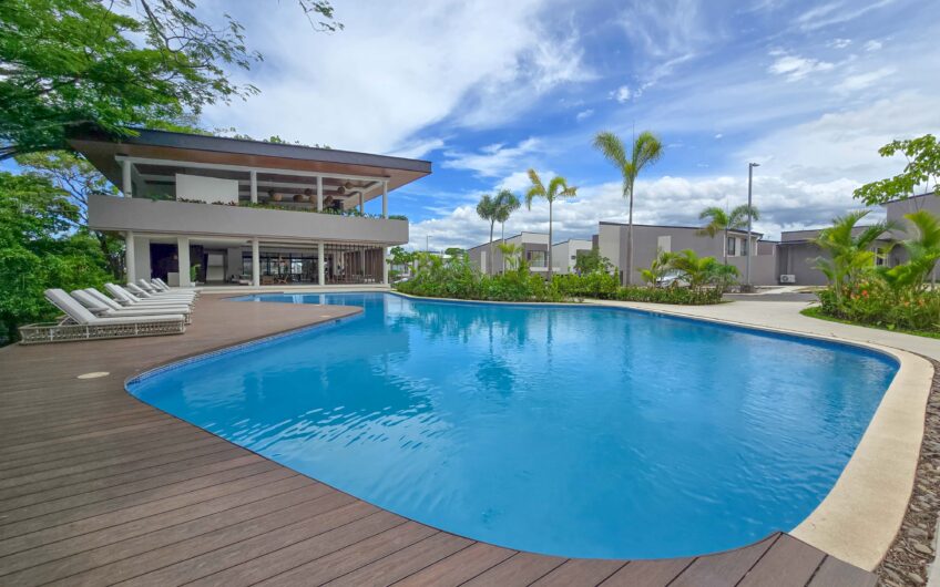 Para estrenar! Alquiler de casa en Condominio Lindora Village – Santa Ana
