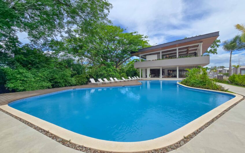 Para estrenar! Alquiler de casa en Condominio Lindora Village – Santa Ana
