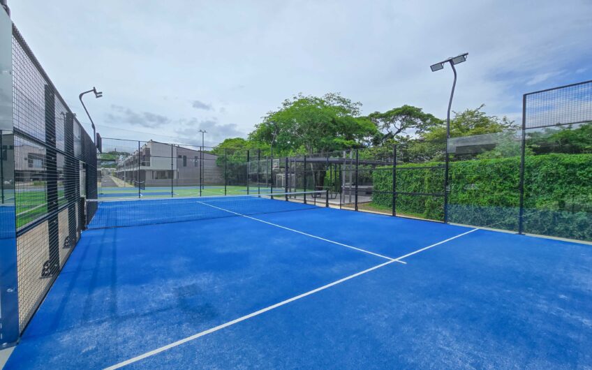 Para estrenar! Alquiler de casa en Condominio Lindora Village – Santa Ana
