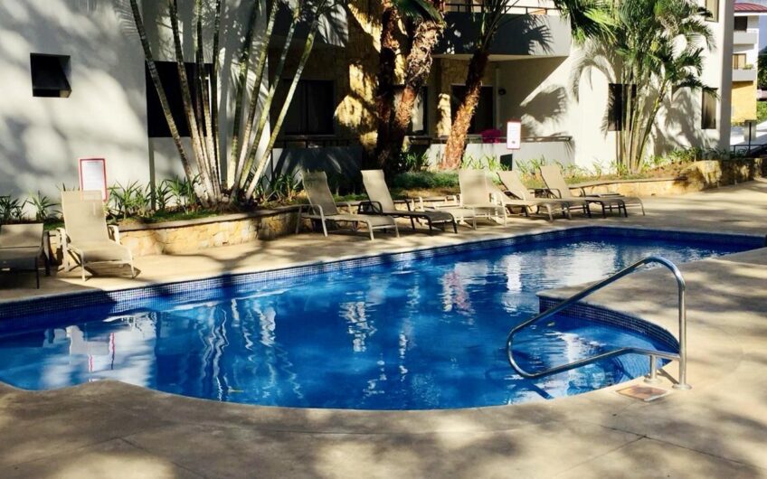 Avalon Santa Ana Centro! Apartamento amueblado con balcón