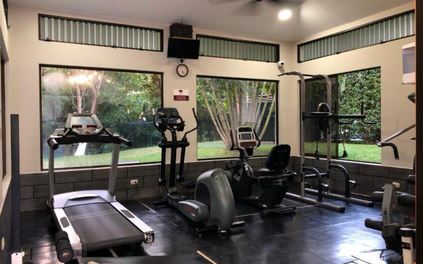 Avalon Santa Ana Centro! Apartamento amueblado con balcón