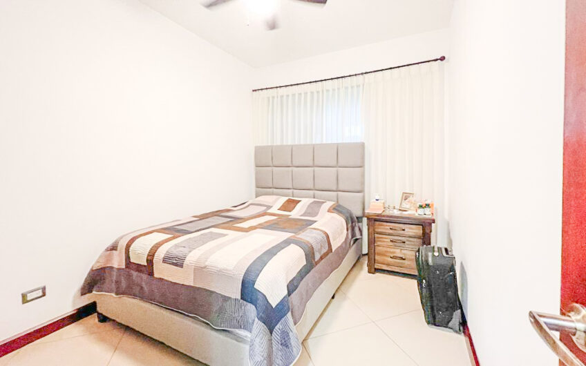 Casa de 450 m2 de una planta con 1.875 m2 de lote en Santa Ana Piedades