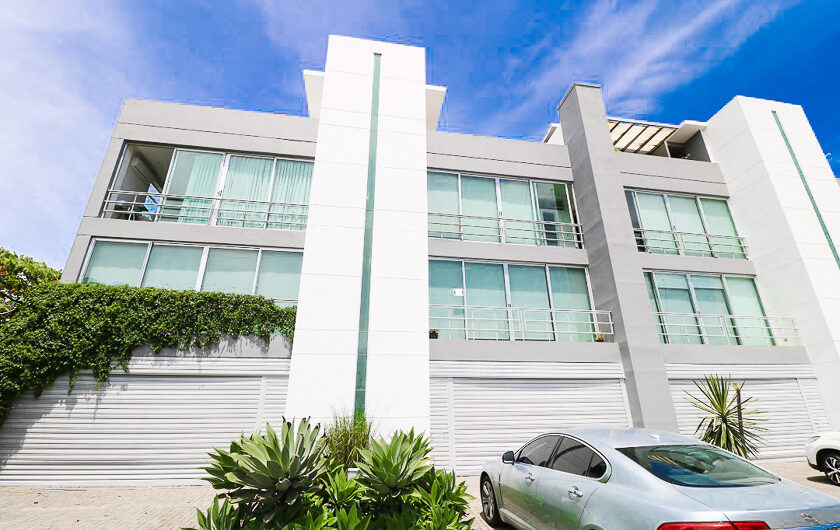Condo Loft amueblado con vista en Guachipelín x Multiplaza Escazú