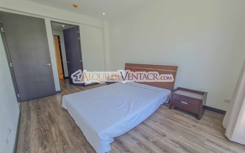 Apartamento de 2 habit. con línea blanca en Santa Ana Centro