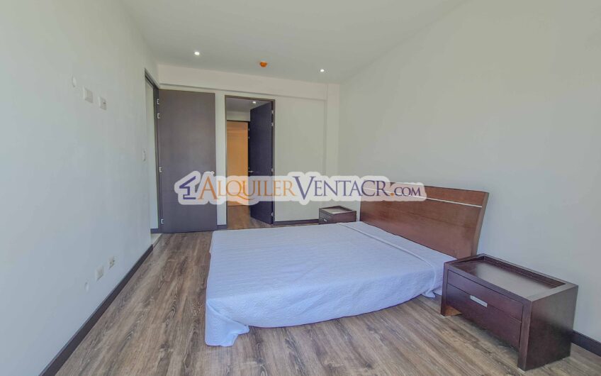 Apartamento de 2 habit. con línea blanca en Santa Ana Centro