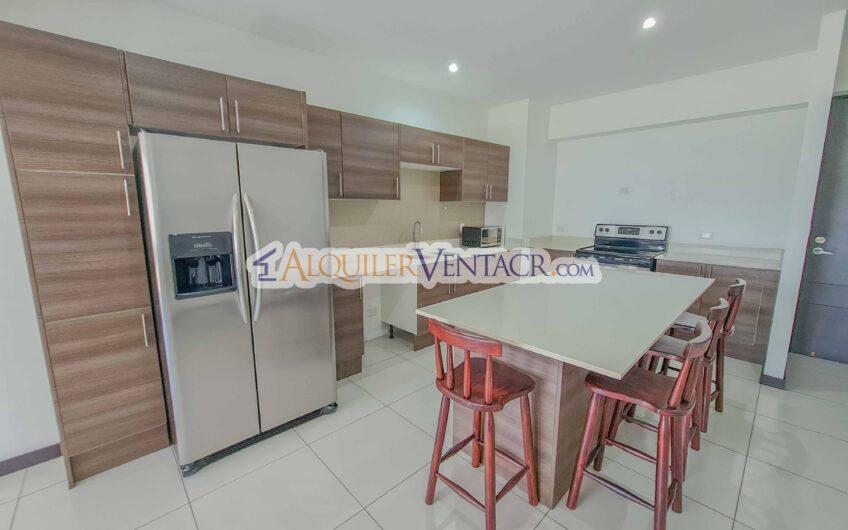 Apartamento de 2 habit. con línea blanca en Santa Ana Centro