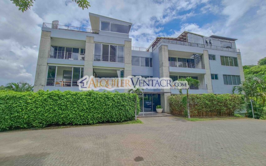 Apartamento con línea blanca y vista en Alto Las Palomas Santa Ana