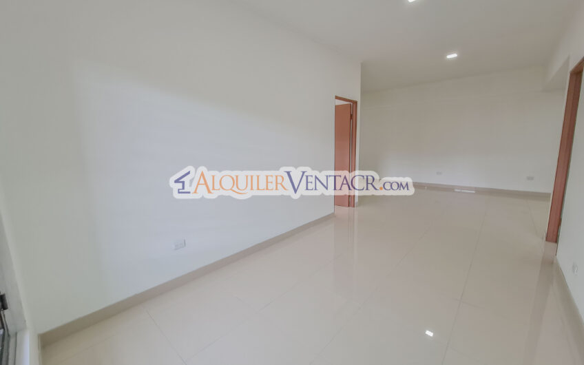 Apartamento para uso de oficina en Sabana Sur x Torre Universal
