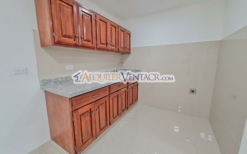 Apartamento para uso de oficina en Sabana Sur x Torre Universal