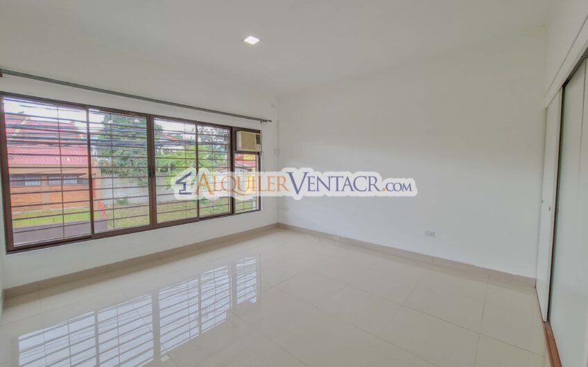 Apartamento para uso de oficina en Sabana Sur x Torre Universal