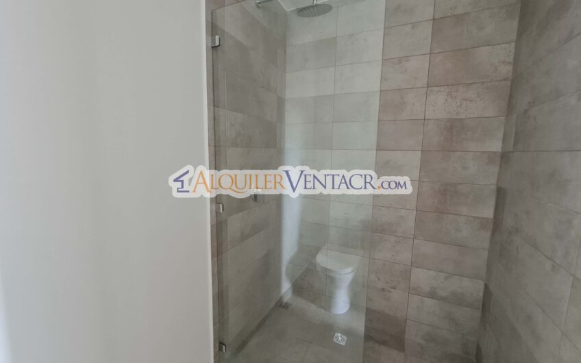 Penthouse Esquinero de Lujo con Impresionantes Vistas en Alto Las Palomas Santa Ana