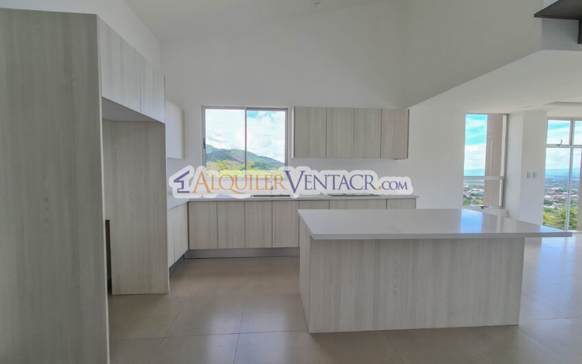 Penthouse Esquinero de Lujo con Impresionantes Vistas en Alto Las Palomas Santa Ana