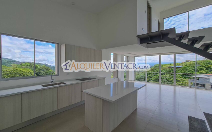 Penthouse Esquinero de Lujo con Impresionantes Vistas en Alto Las Palomas Santa Ana