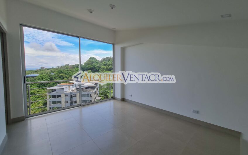 Penthouse Esquinero de Lujo con Impresionantes Vistas en Alto Las Palomas Santa Ana