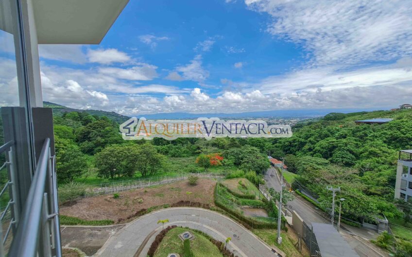 Penthouse Esquinero de Lujo con Impresionantes Vistas en Alto Las Palomas Santa Ana