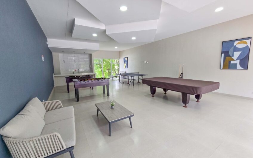 Penthouse Esquinero de Lujo con Impresionantes Vistas en Alto Las Palomas Santa Ana