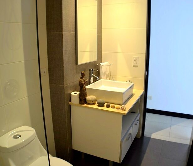 Apartamento con línea blanca y vista en Alto Las Palomas Santa Ana
