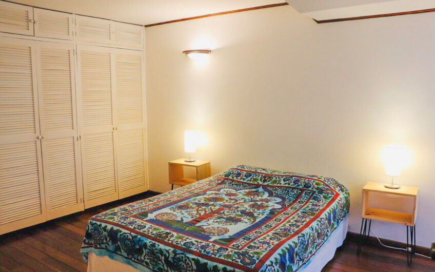 Apartamento amueblado / piscina y áreas verdes en San Rafael Escazú