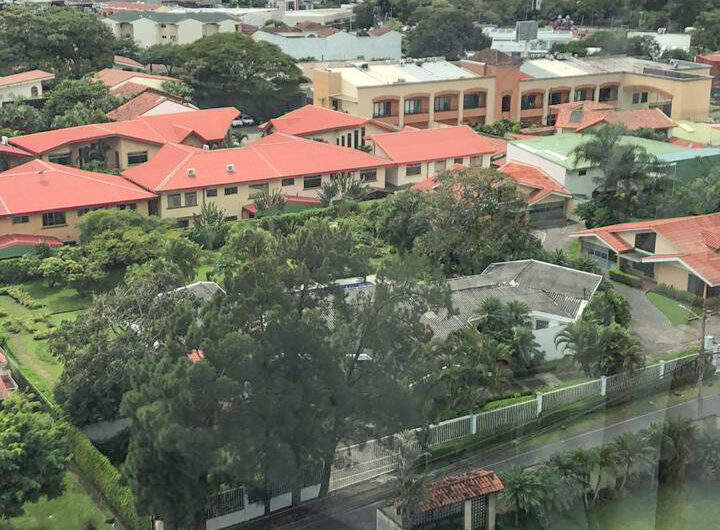 Terreno Comercial y Residencial de 4.011 m² a 300 metros de Multiplaza Escazú / Ideal para Desarrollo e Inversión