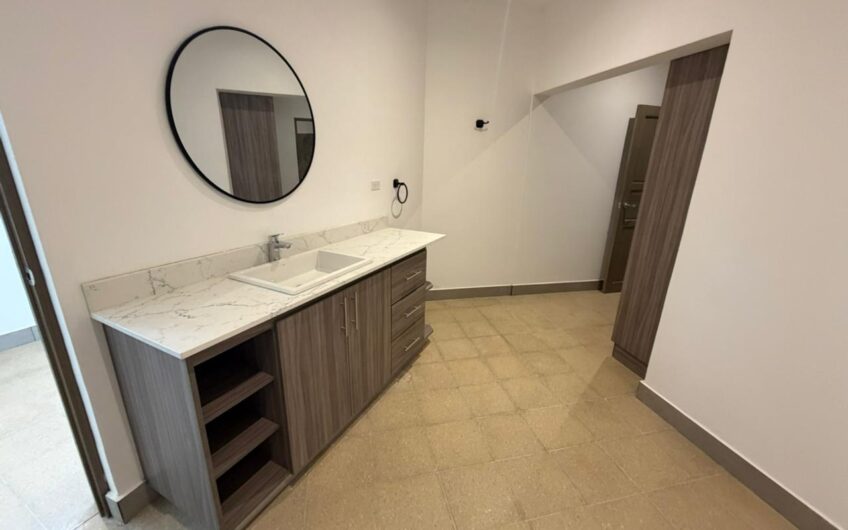 Apartamento de 2 habit. en Bello Horizonte Escazú