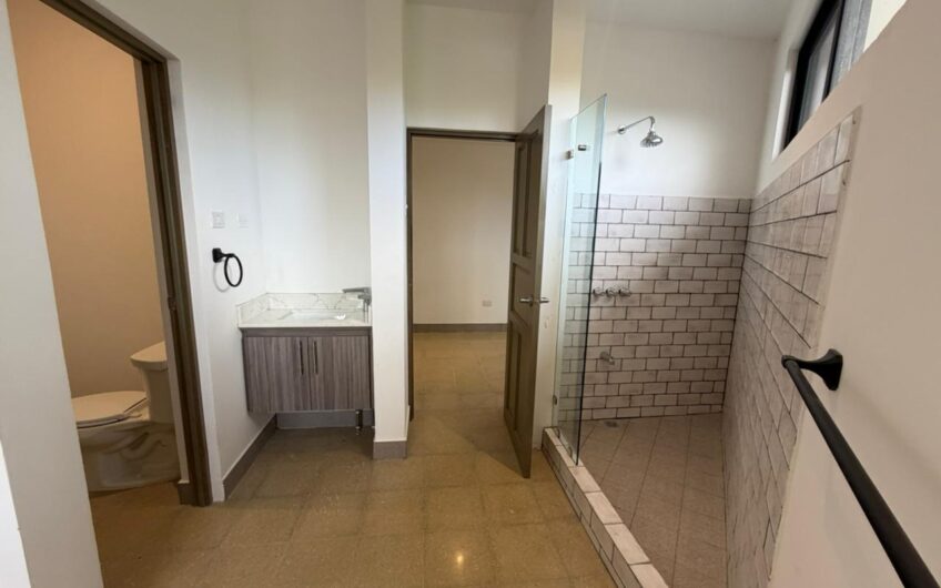 Apartamento de 2 habit. en Bello Horizonte Escazú