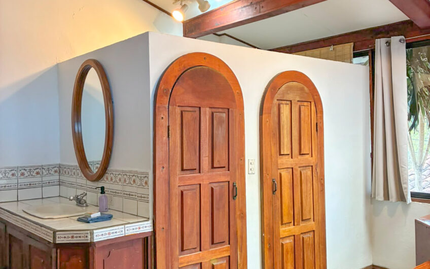 Apartamento Amueblado / Piscina / Vistas / Areas Verdes en San Rafael Escazú