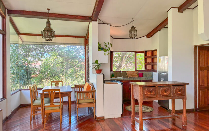 Apartamento Amueblado / Piscina / Vistas / Areas Verdes en San Rafael Escazú