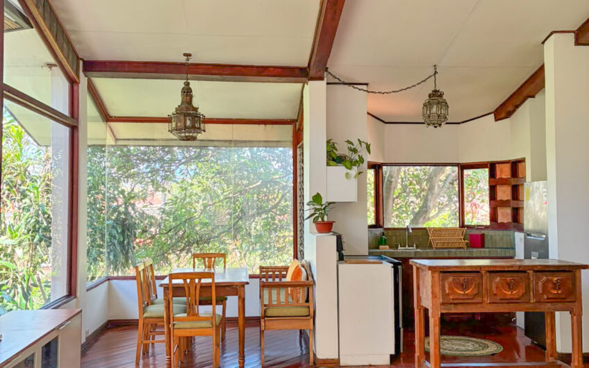 Apartamento Amueblado / Piscina / Vistas / Areas Verdes en San Rafael Escazú