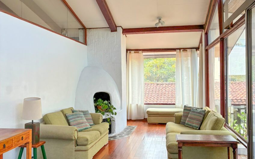 Apartamento Amueblado / Piscina / Vistas / Areas Verdes en San Rafael Escazú