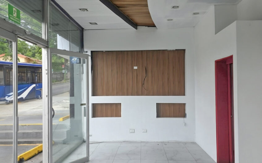 Local comercial de 80 m2 en San Rafael Escazú sobre calle principal
