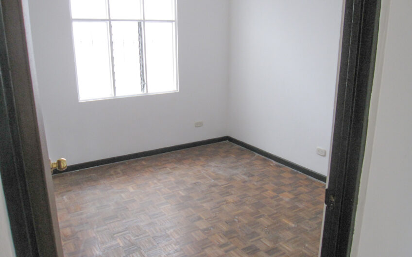 Casa de una planta / uso de suelo mixto / para oficina o comercio en Rohrmoser Pavas