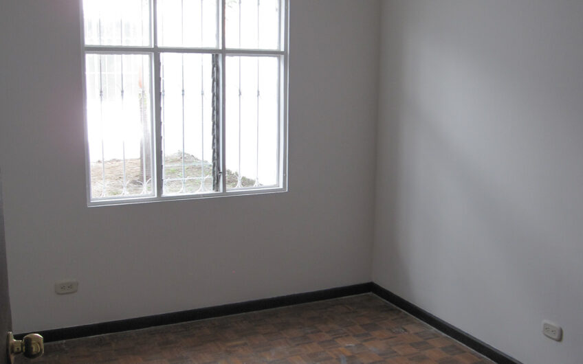 Casa de una planta / uso de suelo mixto / para oficina o comercio en Rohrmoser Pavas