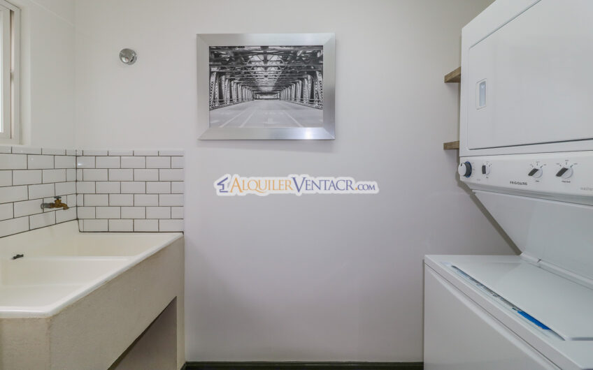 Apartamento amueblado de 2 habit. x La Panasonic Belén Heredia