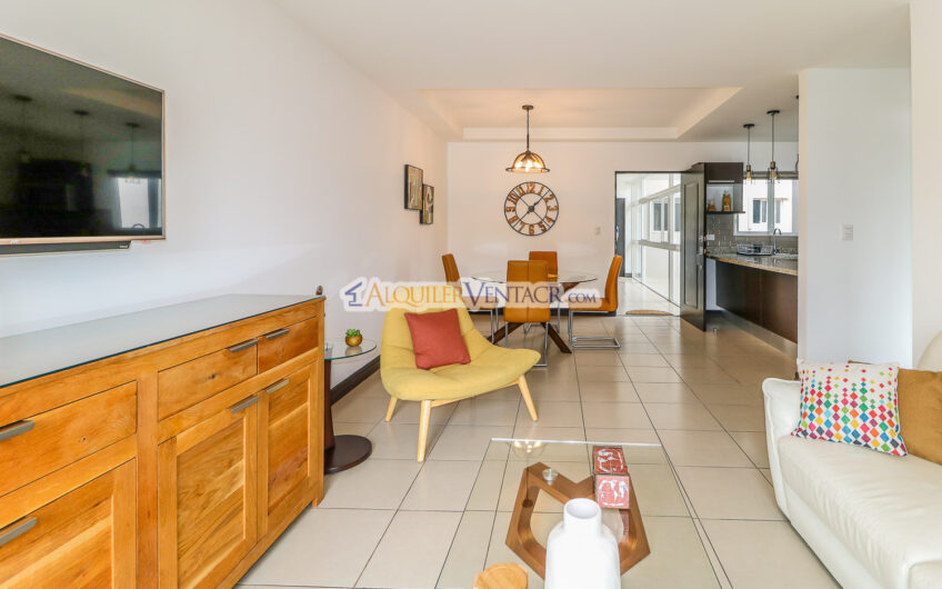 Apartamento amueblado de 2 habit. x La Panasonic Belén Heredia