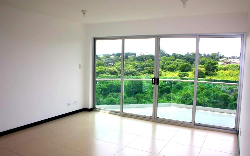 Apartamento de 3 Habitaciones con Vistas en Torre Paradisus Rohrmoser Pavas