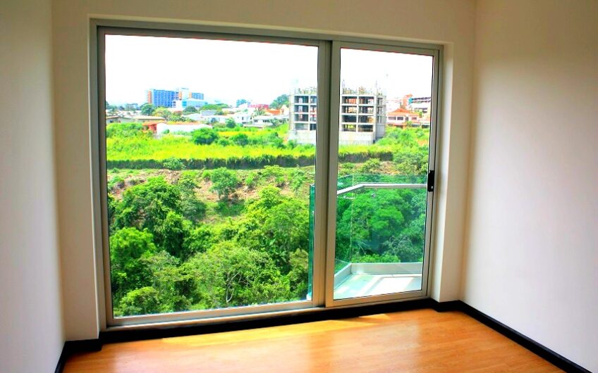 Apartamento de 3 Habitaciones con Vistas en Torre Paradisus Rohrmoser Pavas