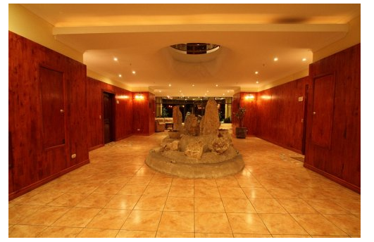Apartamento de 219 m2 de 3 habit. + oficina y vista en San Rafael Escazú