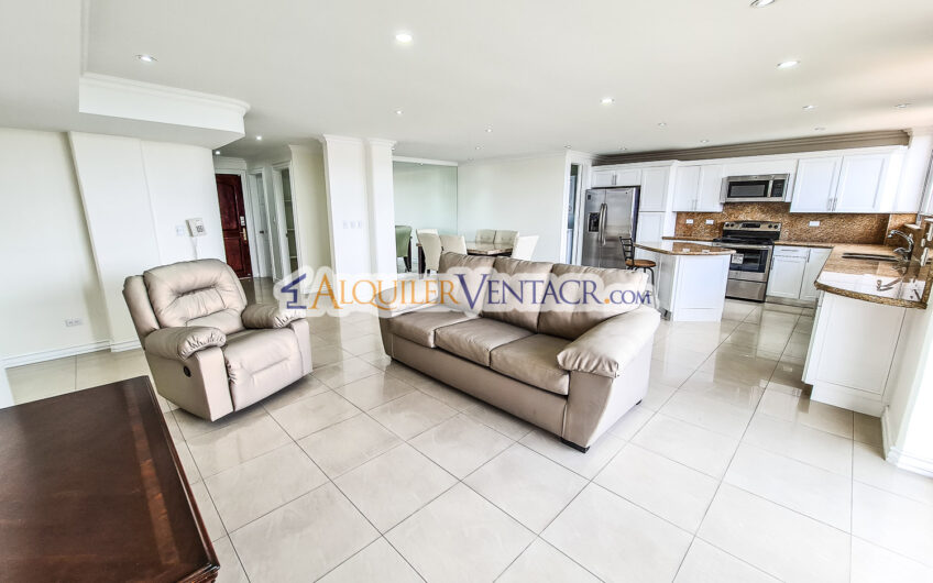 Apartamento amueblado de 3 habit. con vista en San Rafael Escazú
