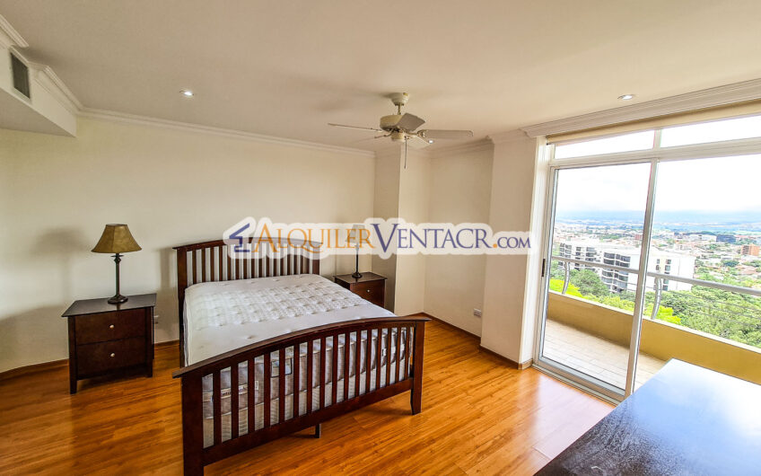 Apartamento amueblado de 3 habit. con vista en San Rafael Escazú