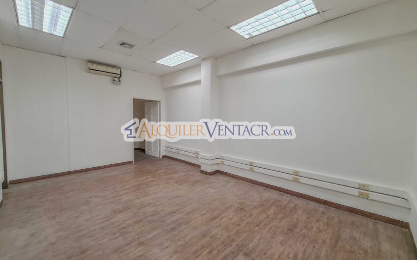 Oficina de 250 m2 en Sabana Oeste x La Pops y Ucimed