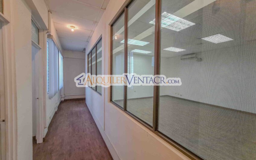 Oficina de 250 m2 en Sabana Oeste x La Pops y Ucimed