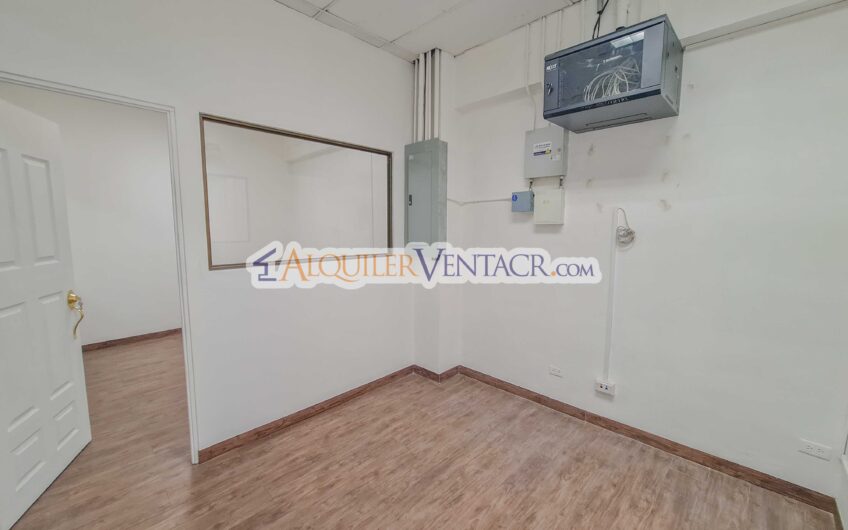 Oficina de 250 m2 en Sabana Oeste x La Pops y Ucimed
