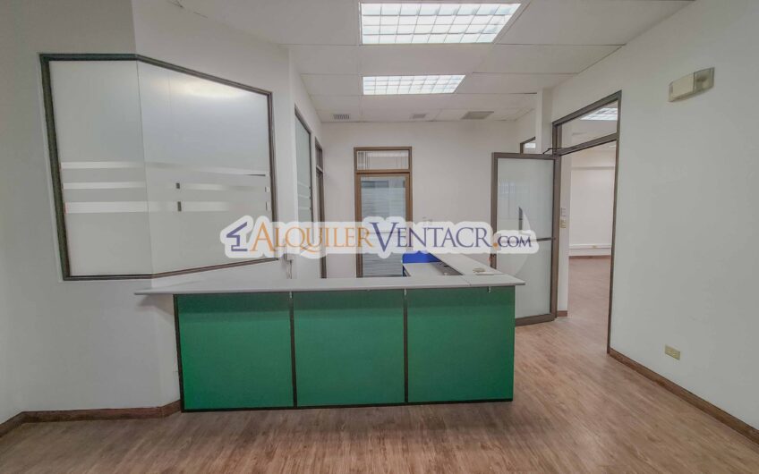 Oficina de 250 m2 en Sabana Oeste x La Pops y Ucimed