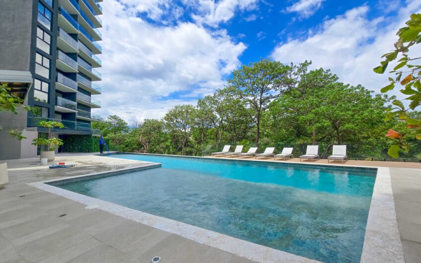Apartamento esquinero full amueblado en Torre Soho Paradisus Rohrmoser