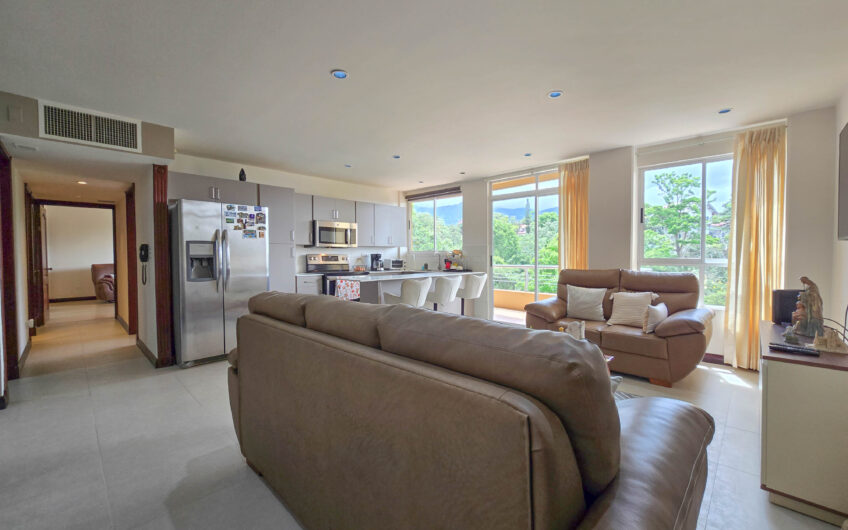 Apartamento de 2 habit. full amueblado con vistas en San Rafael Escazú