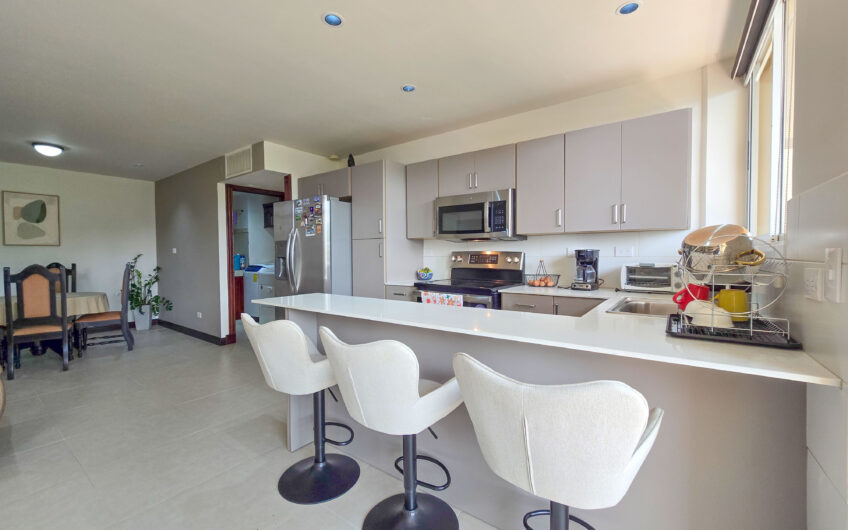 Apartamento de 2 habit. full amueblado con vistas en San Rafael Escazú