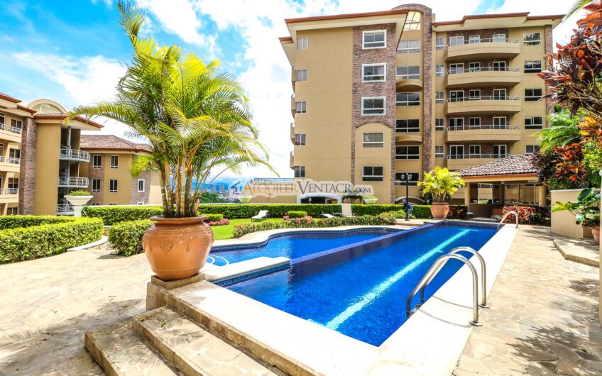 Apartamento amueblado de 3 habit. con vista en San Rafael Escazú