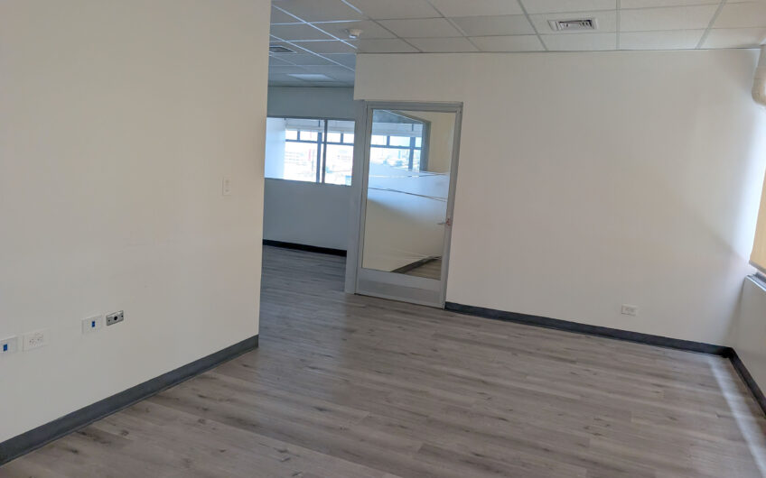 Oficina Clase A de 300 m2 en Centro Corporativo Internacional Barrio Don Bosco